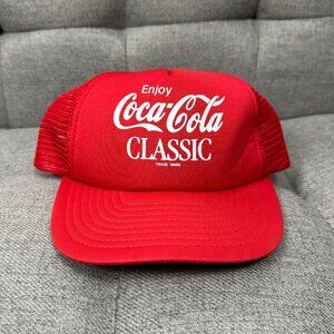 Vintage Coca-Cola Classic Men's Red Snap Back Trucker Hat